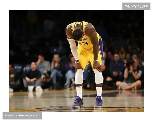 湖人遭伤病潮东契奇詹姆斯双双缺阵仅十人苦战