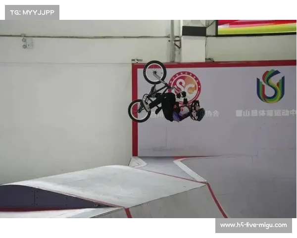 全国青少年U系列自由式小轮车锦标赛,选手腾空动作诠释青春活力 全国青少年U系列自由式小轮车锦标赛,选手腾空动作诠释青春活力