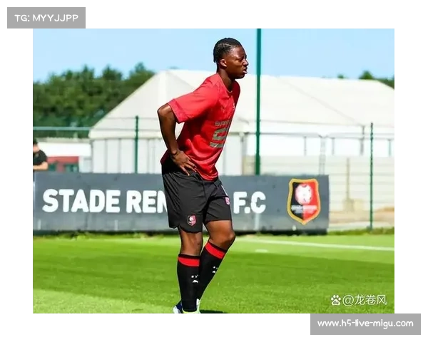 利雅得新月3000万欧元签下雷恩18岁前锋梅特